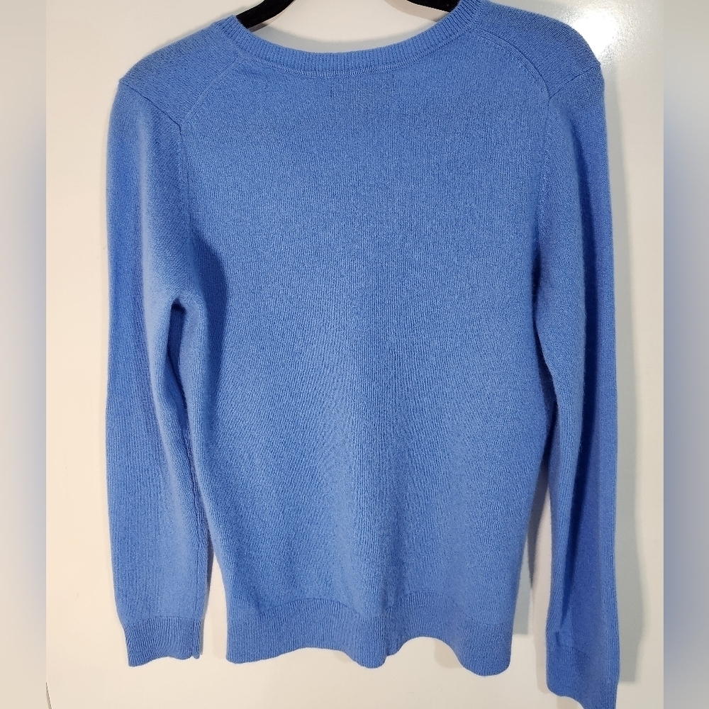 Cashmere Blue V-Neck Sweater, Size Med - Picture 4 of 6